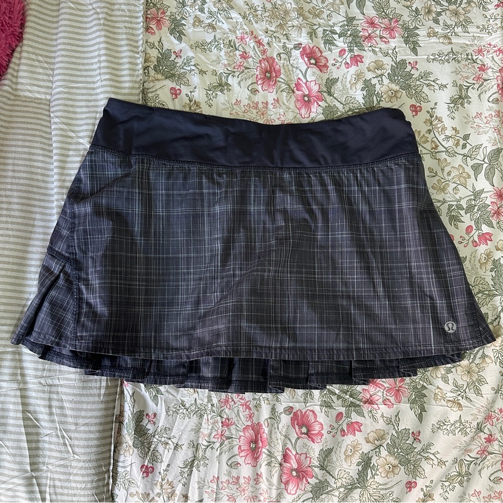 Lululemon Run: Pace Setter Skirt | Coal Shale Stripe | Size 6 (Regular)